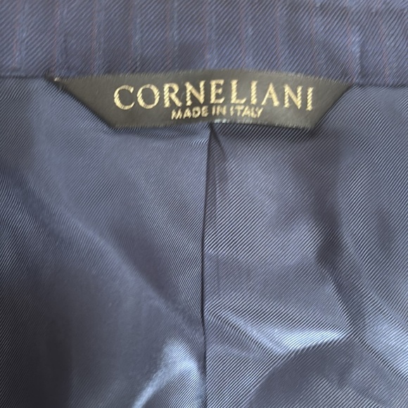 Corneliani Men’s 2 button navy striped blazer 42R (Europe 52R) - Picture 2 of 11
